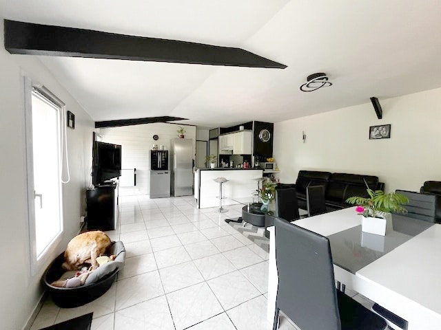 photo_044d6d4f8a49dd4b813b3dd0f8e2e573_Inc_0-21565