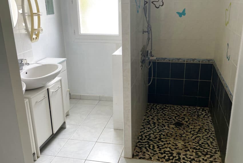 photo_4cb377b9a46f210bf4dc31e0cc2548c6_Inc_0-21653