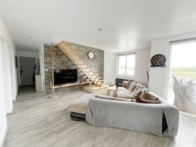 photo_c26e2aa60e141b2124929173ffbf8c10_Inc_0-21610