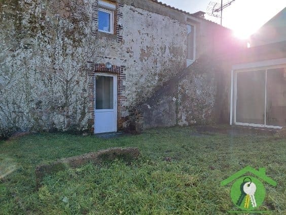 photo_aa78b36aa1d7eb4750f8ab0ff9015a30-21911