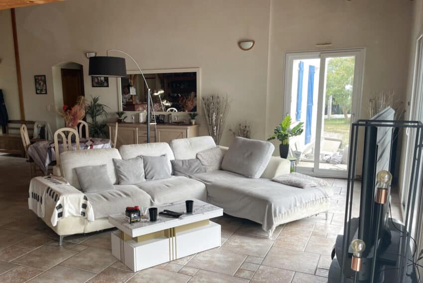 photo_0b2fc96fc2b606a21276d5ddae3e9d2f_Inc_0-22069