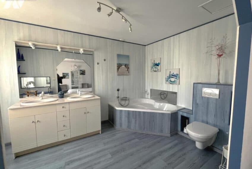 photo_90e7961f69c07760748a4465a75a7bf0-22249