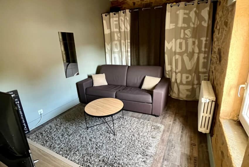 photo_b3d8608bcc633161c5f051f41f259580-40045-0.jpg